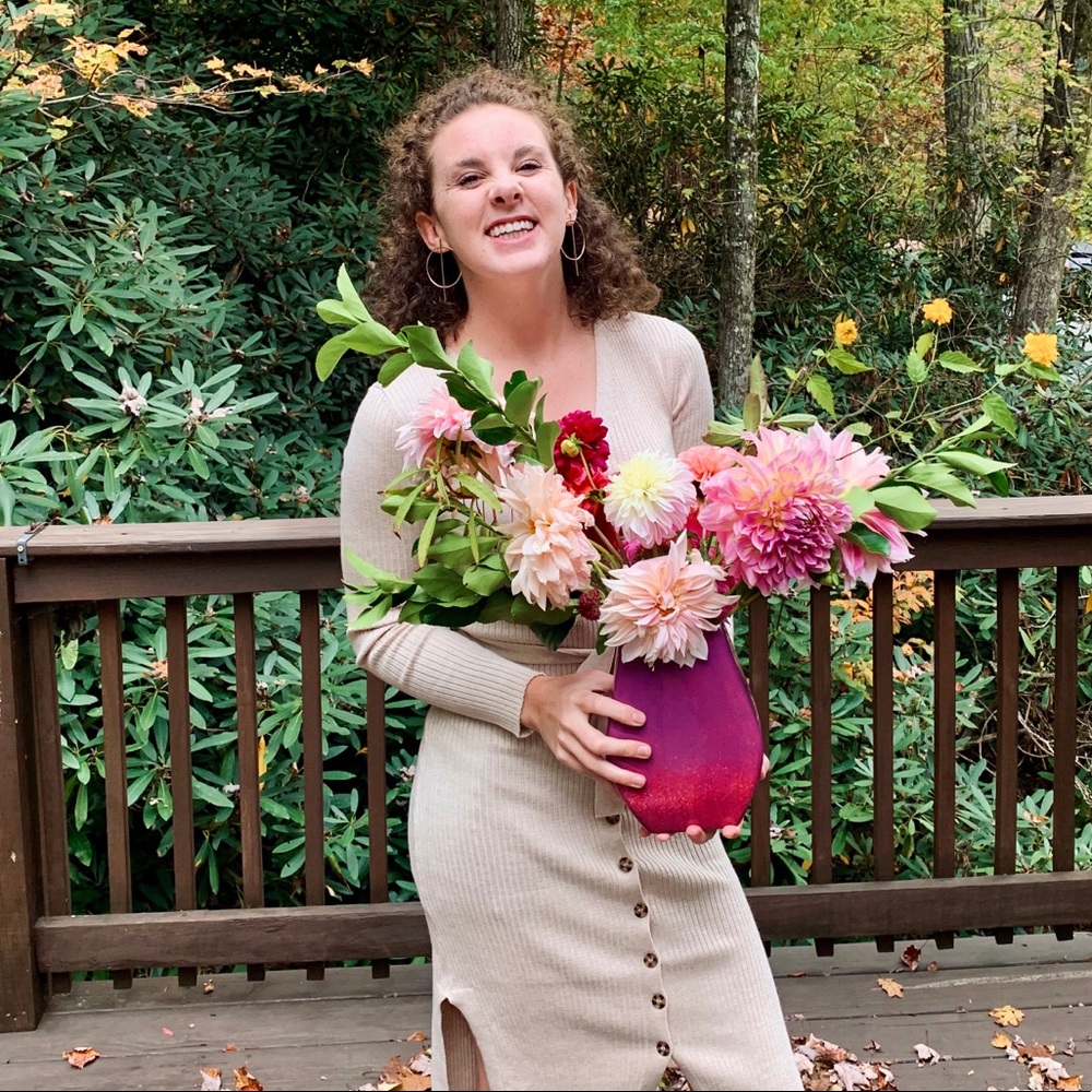 Meet your Posher, Danielle